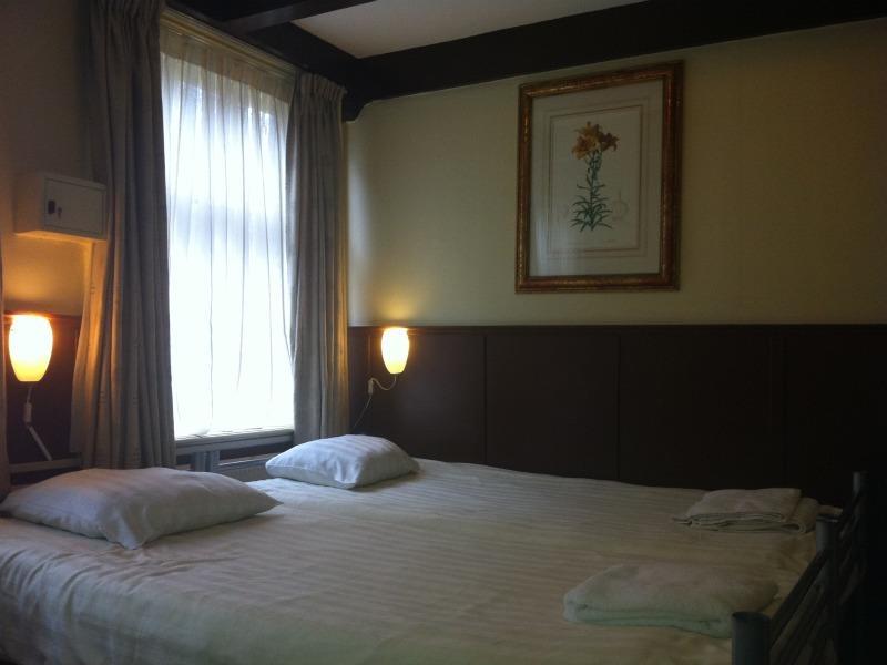 Hotel Calisto Άμστερνταμ Δωμάτιο φωτογραφία